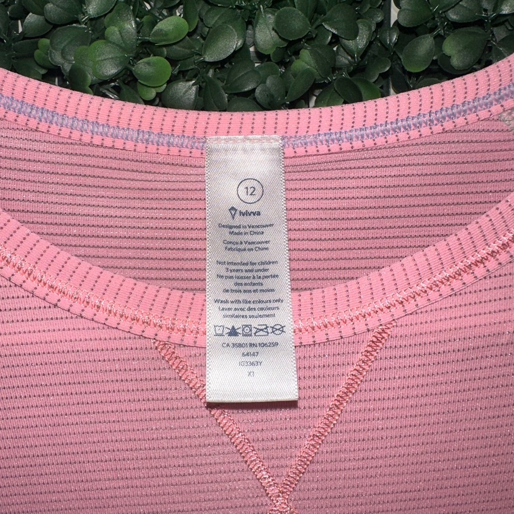 IVIVVA WORKOUT TOP - Picture 3 of 3
